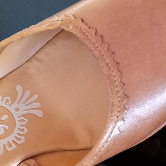 Hush Puppies Tan Mary Jane Wedges - Vintage - Picture 9 of 12